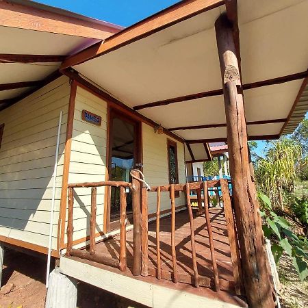 Blue Sky Bungalow Koh Jum Exterior photo