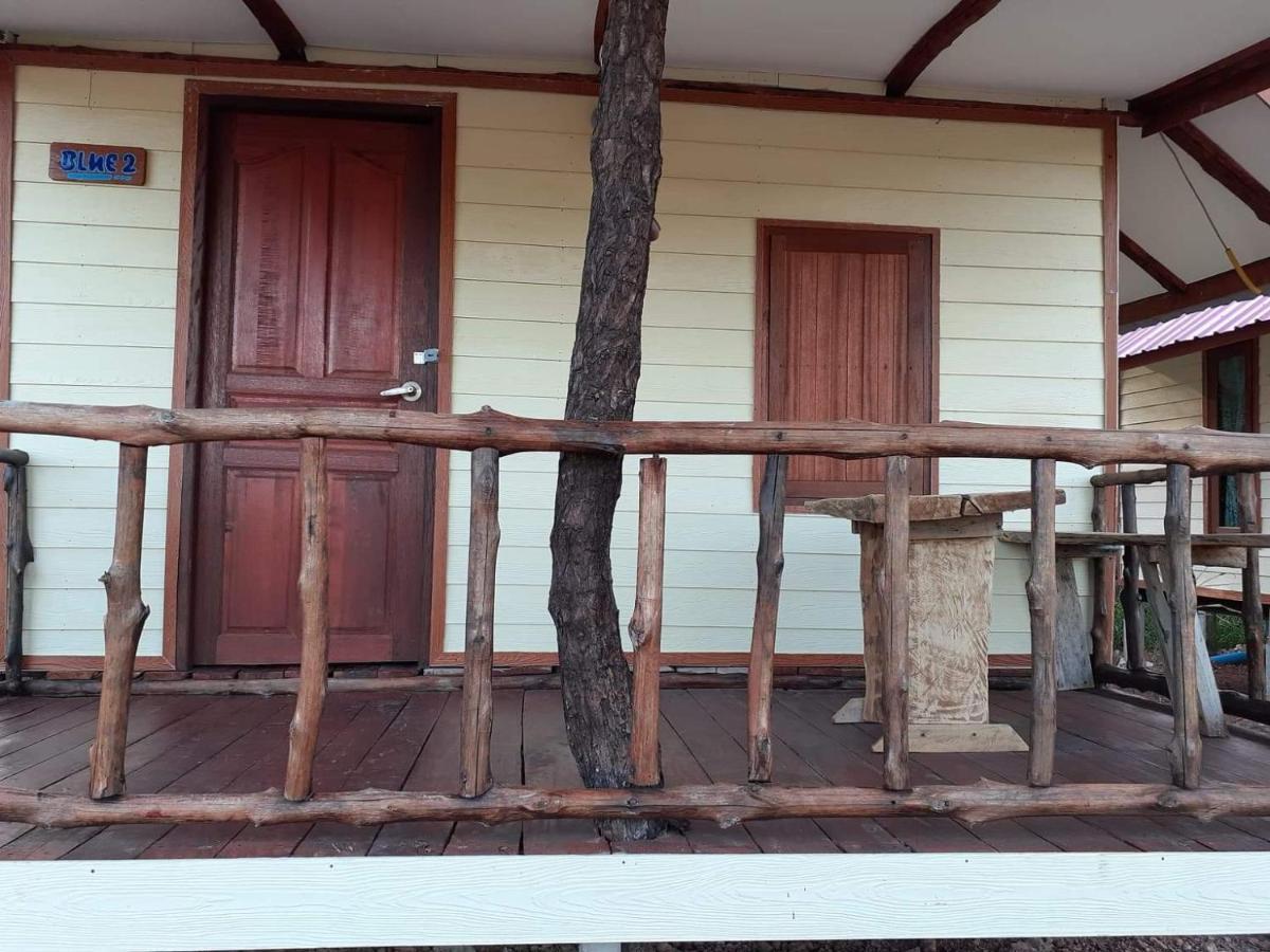 Blue Sky Bungalow Koh Jum Exterior photo