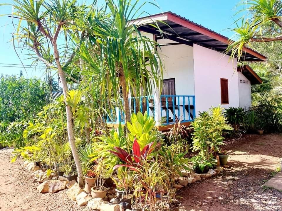 Blue Sky Bungalow Koh Jum Exterior photo